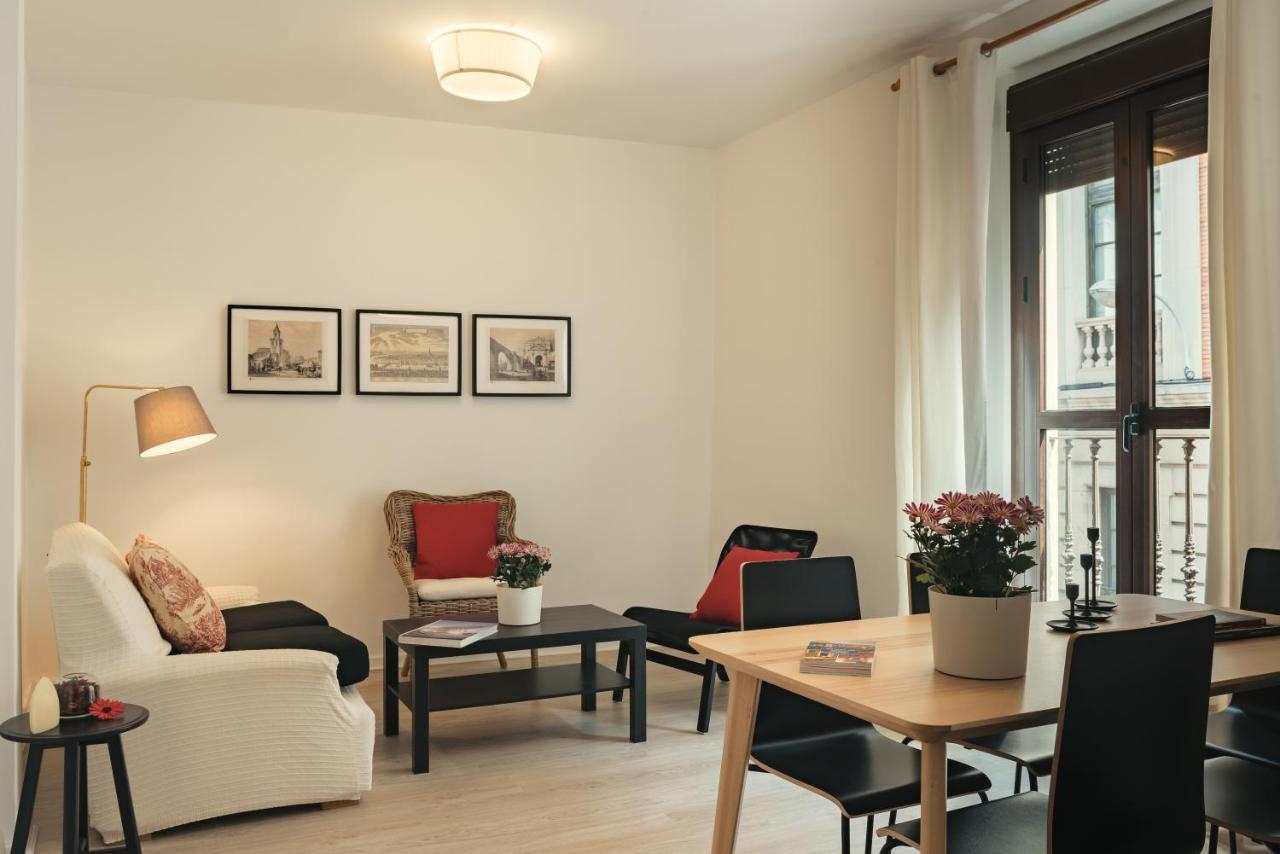 Apartamentos San Pedro Seville Ngoại thất bức ảnh