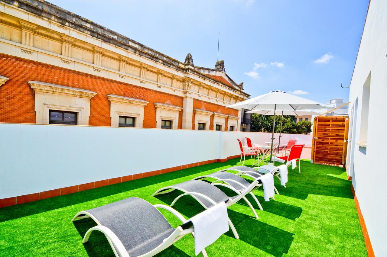 Apartamentos San Pedro Seville Ngoại thất bức ảnh